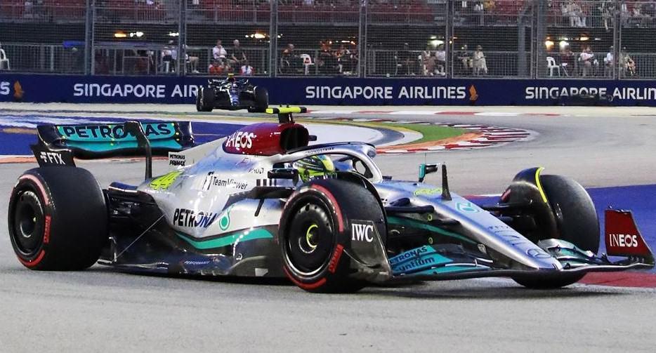 Hamilton lidera primera sesión de entrenamientos libres del GP de Singapur