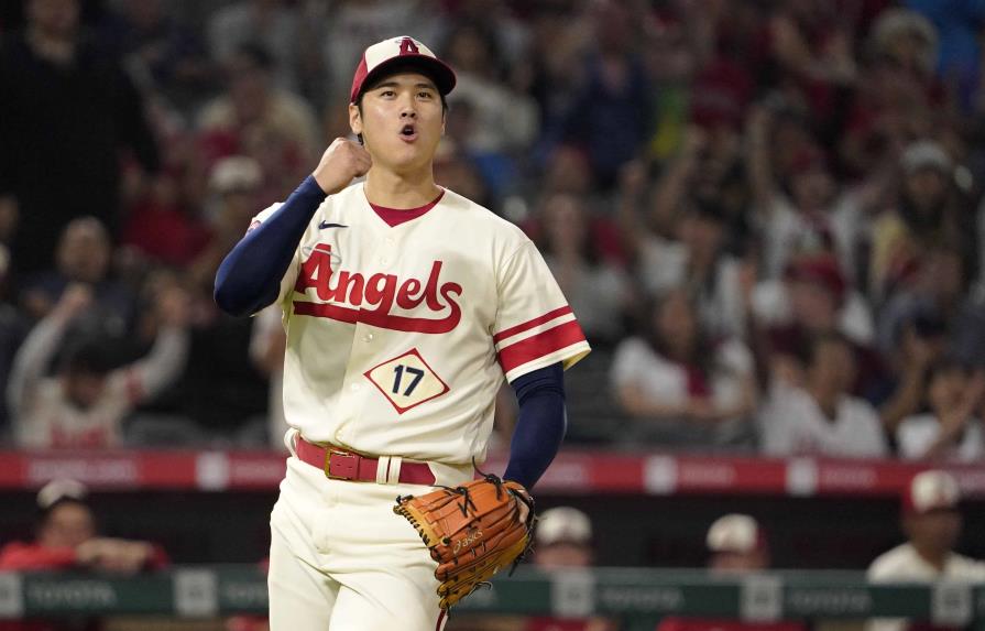 VIDEO | Ohtani lleva el sin hit hasta la 8va; Angelinos vencen a Oakland