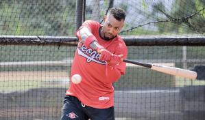 Escogido sigue recibiendo jugadores en su campo de entrenamientos