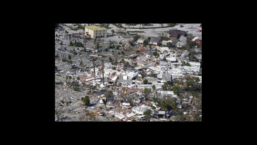 Inundaciones atrapan a miles en Florida tras el paso de huracán Ian