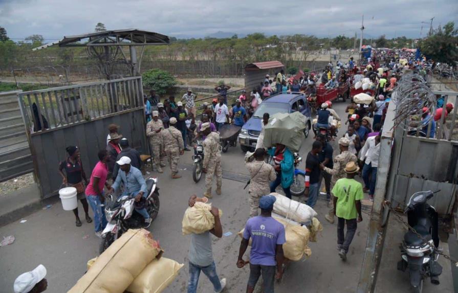 Cierran mercado fronterizo de Dajabón tras disturbios en zona límite con Haití