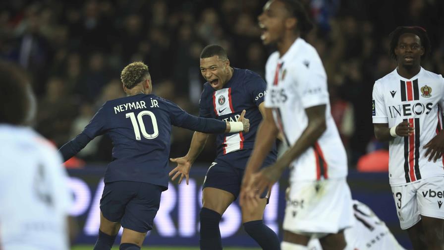 Mbappé anota gol del triunfo de PSG sobre Niza