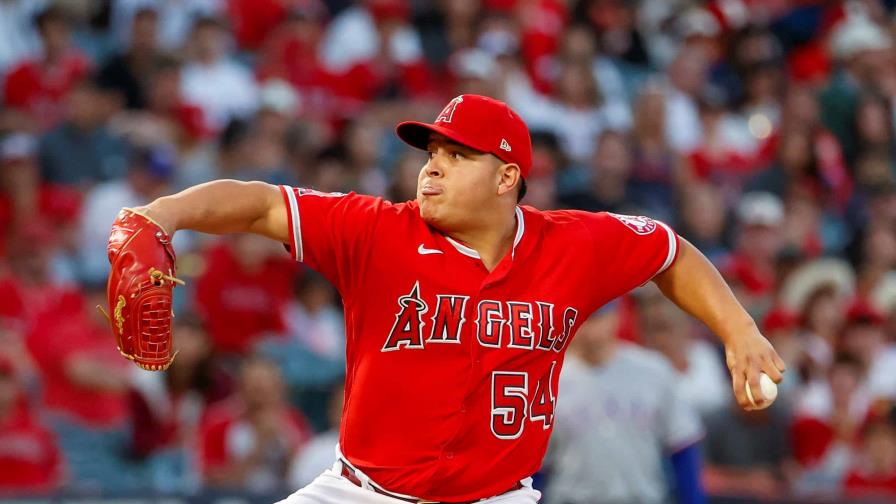 VIDEO | Suárez se queda sin juego perfecto pero Angelinos remontan VIDEO | Suárez se queda sin juego perfecto pero Angelinos remontan