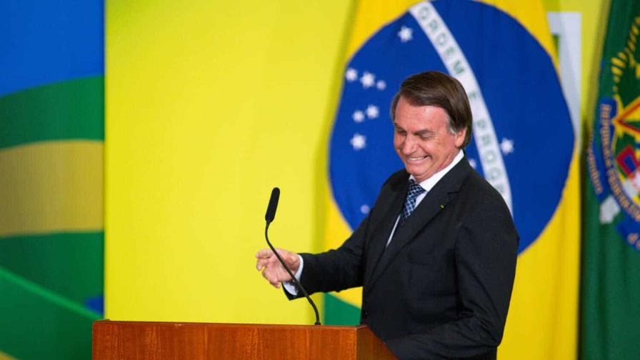 Bolsonaro obtiene el 46.31 % y Lula 44.8 % con el 52.21 % escrutado en Brasil