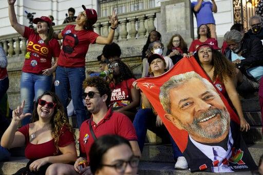 Bolsonaro y Lula empatados en elección presidencial
