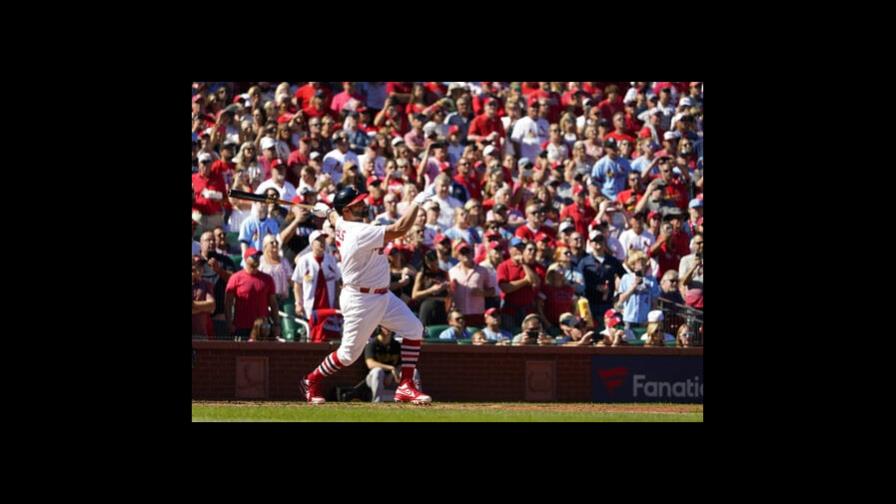 Pujols llega a 702 jonrones pero Cardenales caen ante Piratas