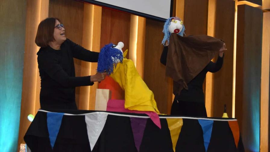 Conani enseña sobre derechos y deberes mediante obras de teatro