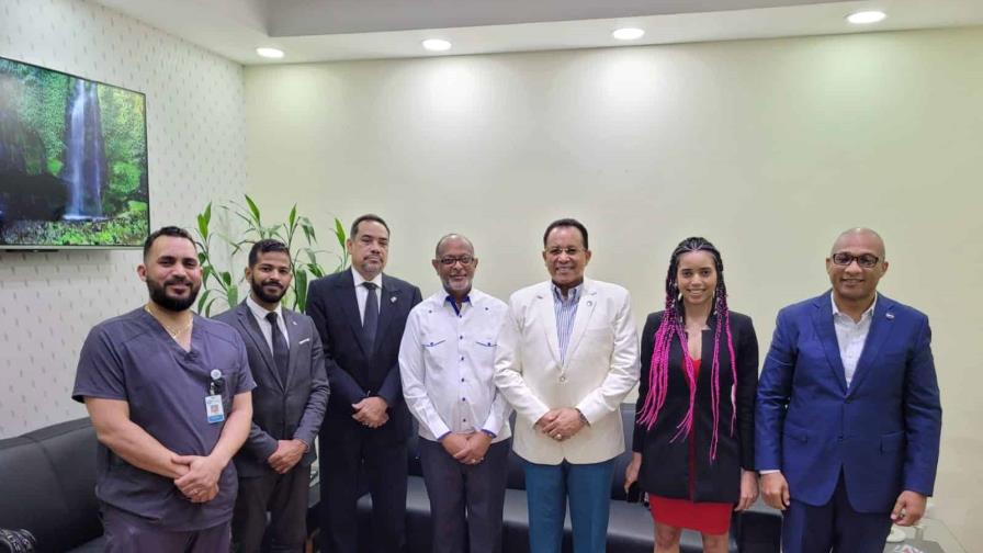 Promueven anteproyecto de ley que despenalice en el país marihuana para uso medicinal