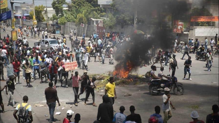 Pese a crisis violenta, comercio entre Haití y República Dominicana se mantiene