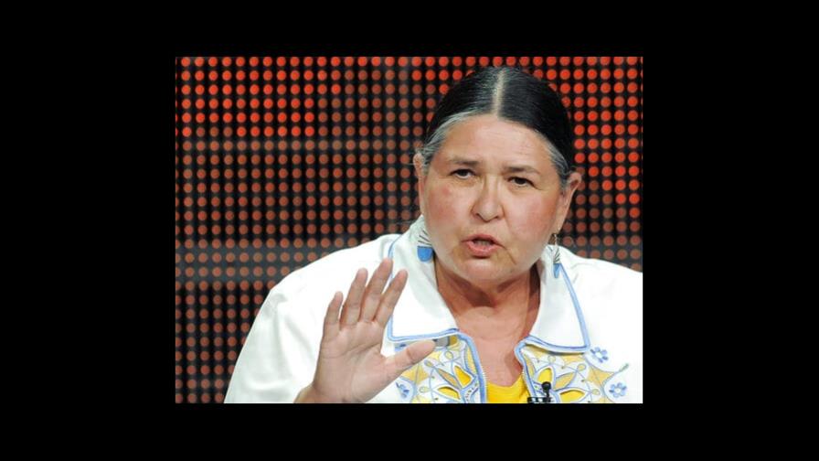 Muere Sacheen Littlefeather, la indígena que rechazó el Oscar de Marlon Brando