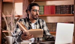 Un tribunal federal bloquea el programa de condonación de préstamos estudiantiles de Biden