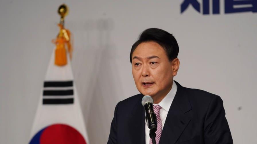 Presidente de Corea del Sur advierte de respuesta decidida tras lanzamiento de misil norcoreano