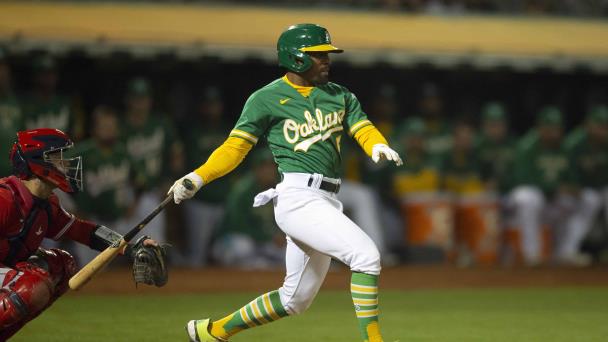VIDEO | Kemp impulsa a Atléticos sobre Angelinos en el 10mo