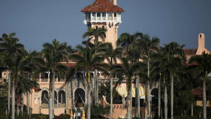 Trump pide al Supremo que intervenga en el caso del registro a Mar-a-Lago