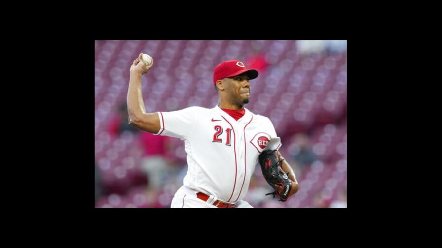 Rojos evitan la 100ma derrota superando a Cachorros