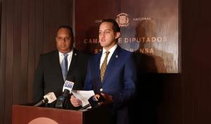 Depositan proyecto de ley que busca mejorar salarios a los agrónomos de RD