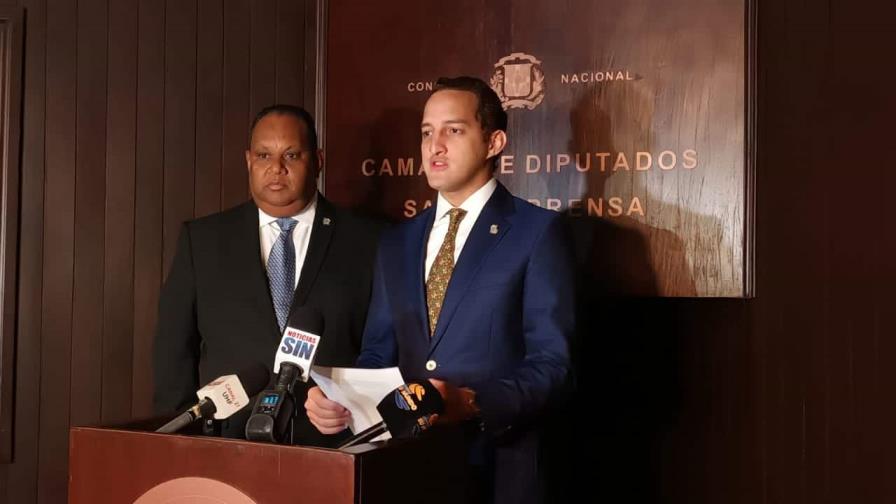 Depositan proyecto de ley que busca mejorar salarios a los agrónomos de RD Depositan proyecto de ley que busca mejorar salarios a los agrónomos de RD