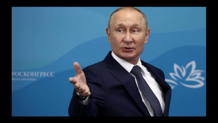 Putin envió tren militar nuclear a la frontera con Ucrania y temen que planee un ataque en la zona Putin envió tren militar nuclear a la frontera con Ucrania y temen que planee un ataque en la zona