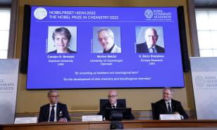 Dos estadounidenses y un danés ganan Premio Nobel de Química