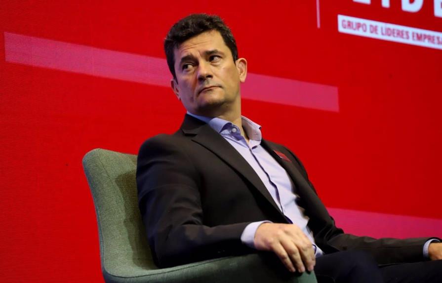 El exministro Sergio Moro da su apoyo a Bolsonaro para la segunda vuelta en Brasil