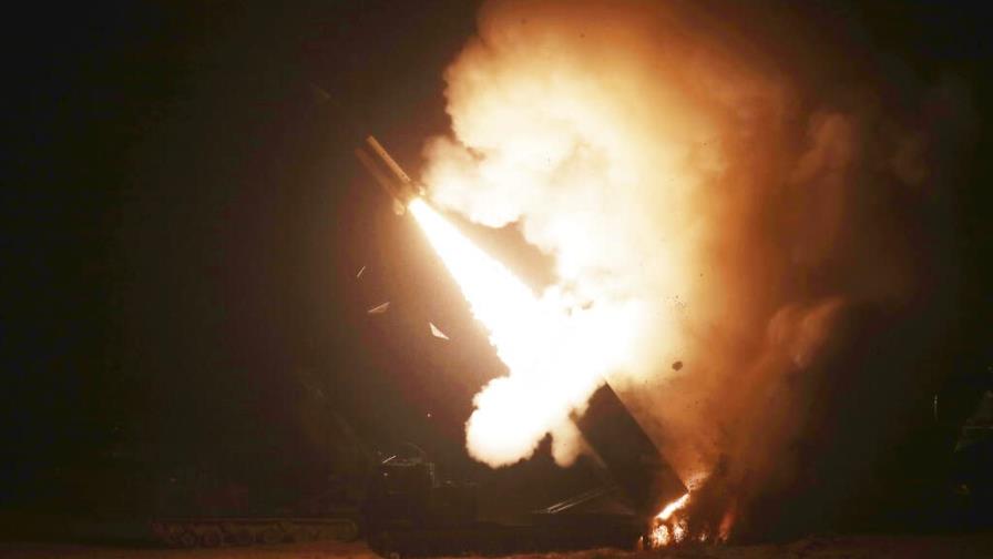 Corea del Norte lanza por segundo día consecutivo un misil balístico hacia el mar de Japón