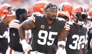 Garrett regresa a entrenar con los Browns tras accidente