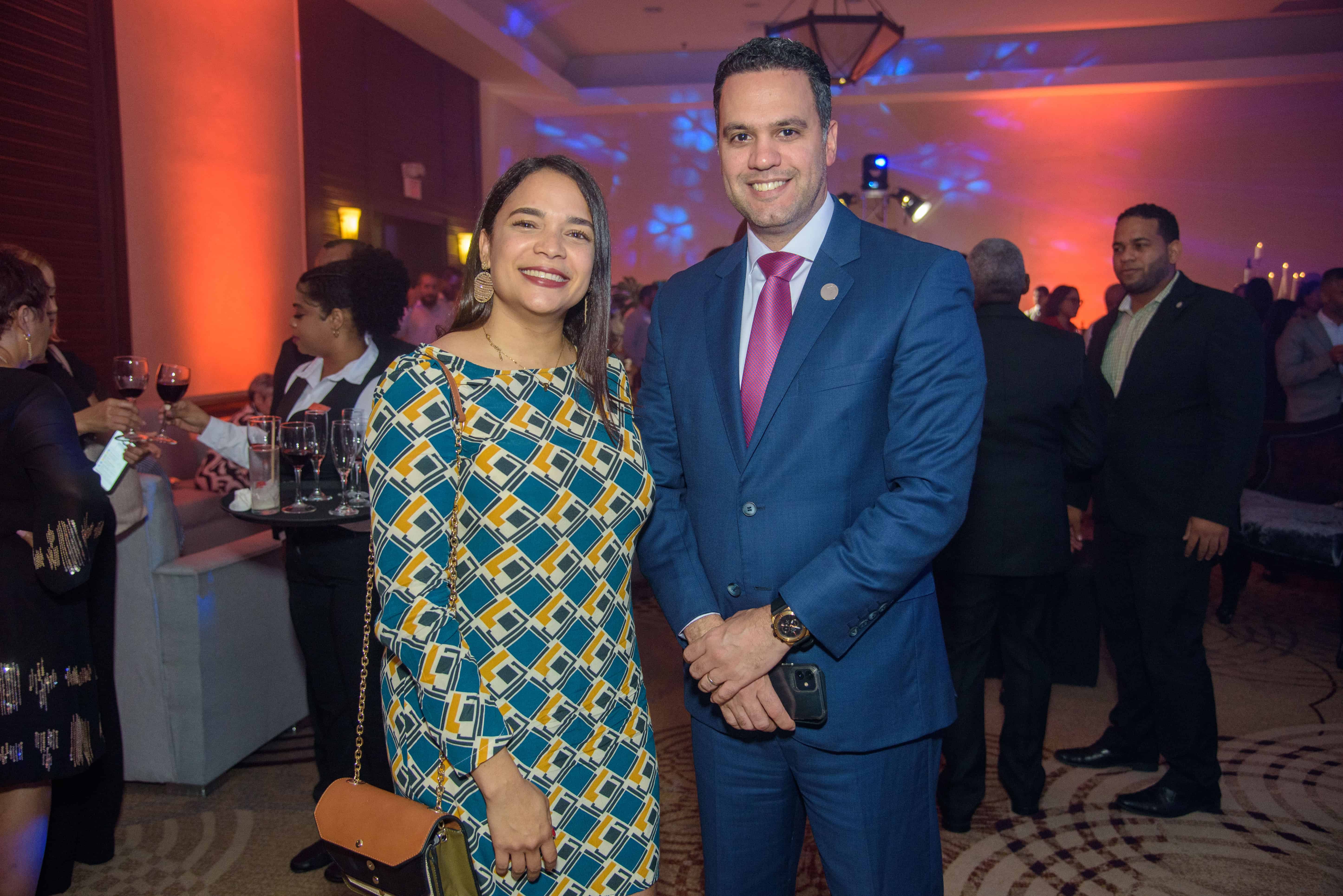 Paola Agüero y Edgar Tejada.