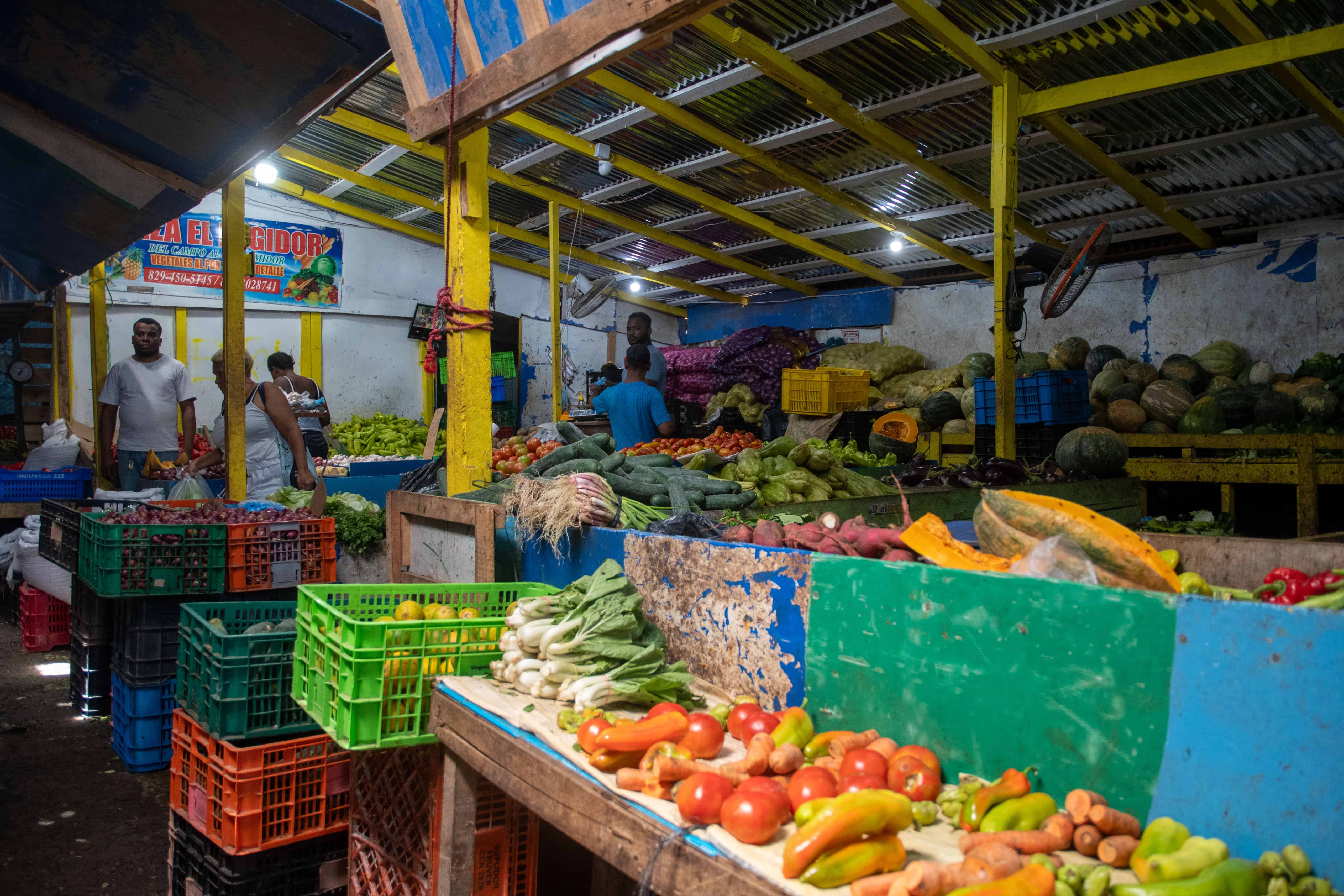Las calles están convertidas en mercado
