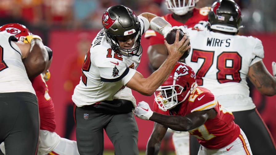 Brady y Bowles se pierden práctica de Buccaneers Brady y Bowles se pierden práctica de Buccaneers