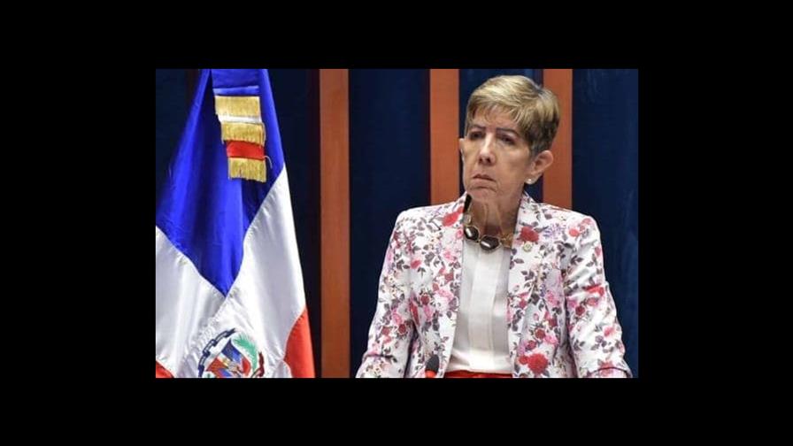Ginnette Bournigal dice que Antonio Taveras “huyó del partido que le dio un cargo” Ginnette Bournigal dice que Antonio Taveras “huyó del partido que le dio un cargo”