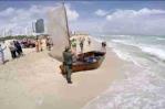 Detienen a 26 cubanos llegados en una balsa a una exclusiva isla de Miami Detienen a 26 cubanos llegados en una balsa a una exclusiva isla de Miami