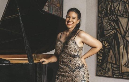 Cantante Melissa Moya Alemar presentará credenciales en Chao Café Teatro