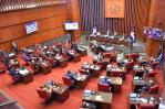 Senado aprueba en segunda lectura proyecto que elimina pago de reinscripción en colegios