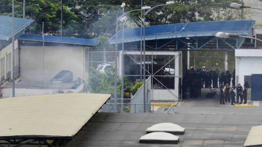Once heridos dejan nuevos choques en prisión Guayas de Ecuador