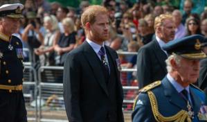 El príncipe Harry acusa al Daily Mail de violar su privacidad