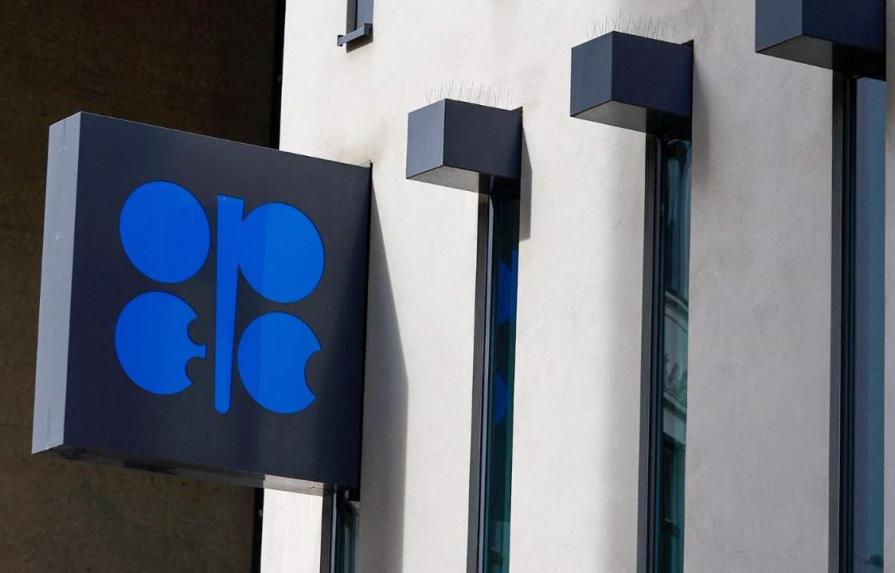 El precio del barril de la OPEP sube un 2.75 %, hasta 92.76 dólares