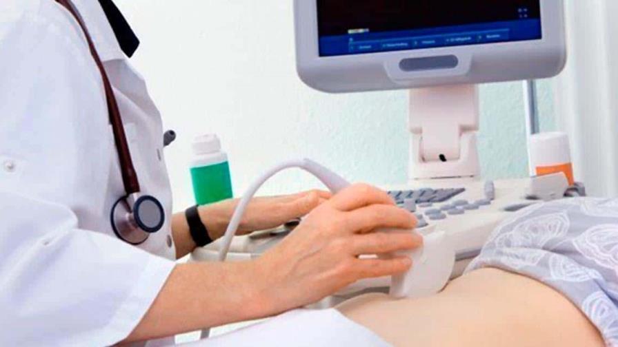 Expertos mexicanos sugieren conocer reserva de óvulos para planear maternidad