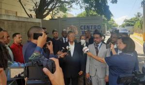 Director de Migraci&oacute;n visita centro de retenci&oacute;n de Haina para investigar supuestos maltratos