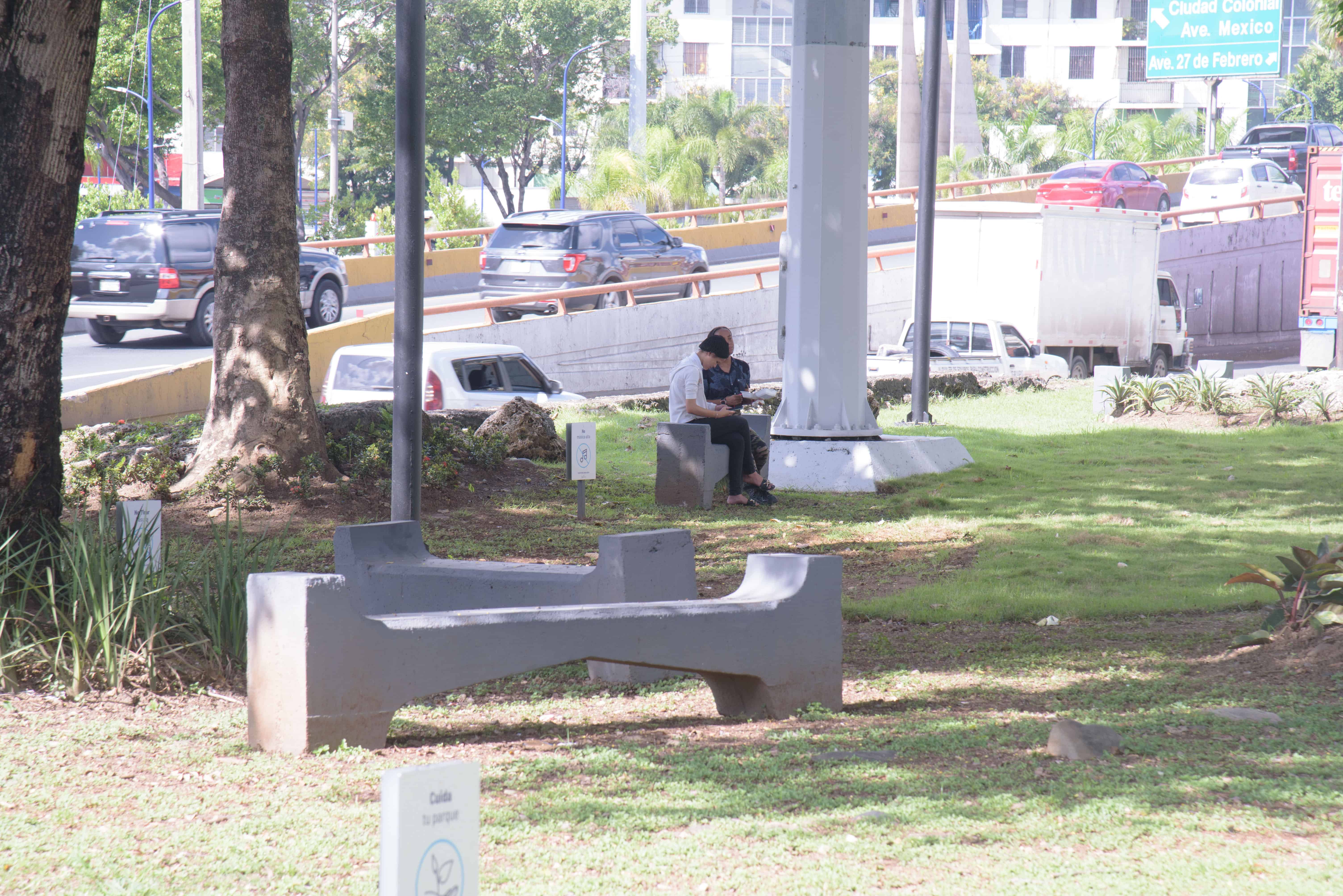 Cada lugar cuenta con espacios para sentarse