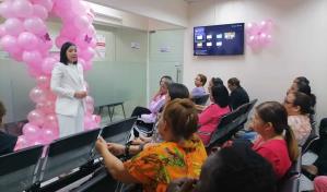 Alto Costo realiza charla sobre la prevenci&oacute;n al c&aacute;ncer de mama