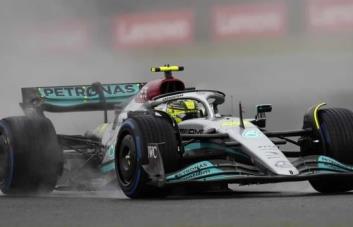 Mercedes delante de Red Bull; Pérez fue cuarto, Sainz sexto y Alonso, el séptimo