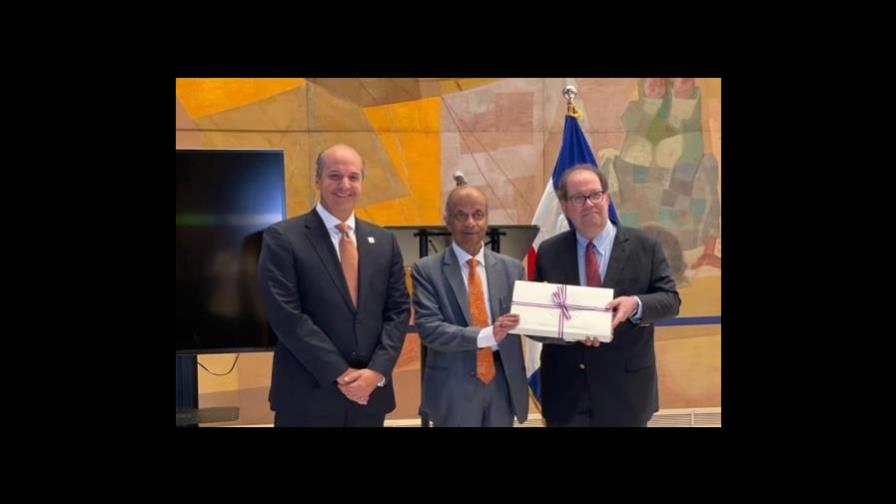 Presentan el libro institucional de INICIA en sede de la ONU Presentan el libro institucional de INICIA en sede de la ONU