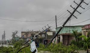 El huracán Ian interrumpió 113,000 líneas de teléfono en Cuba