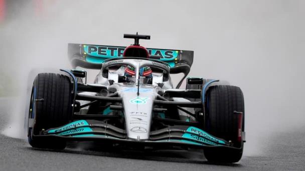 Red Bull y Mercedes; la F1 entra en la vela