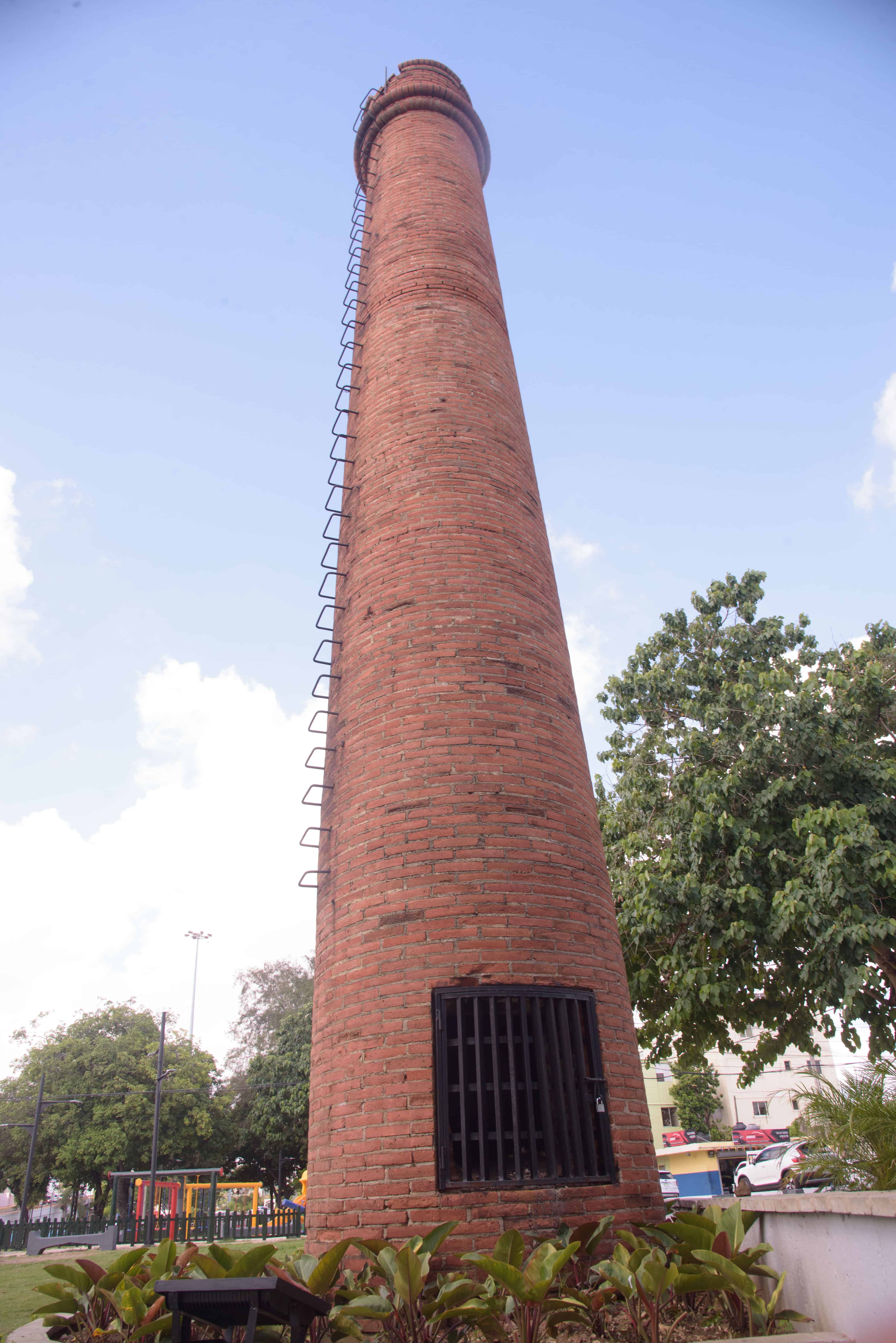 Este lugar estaba abandonado, próximo al puente Juan Bosch