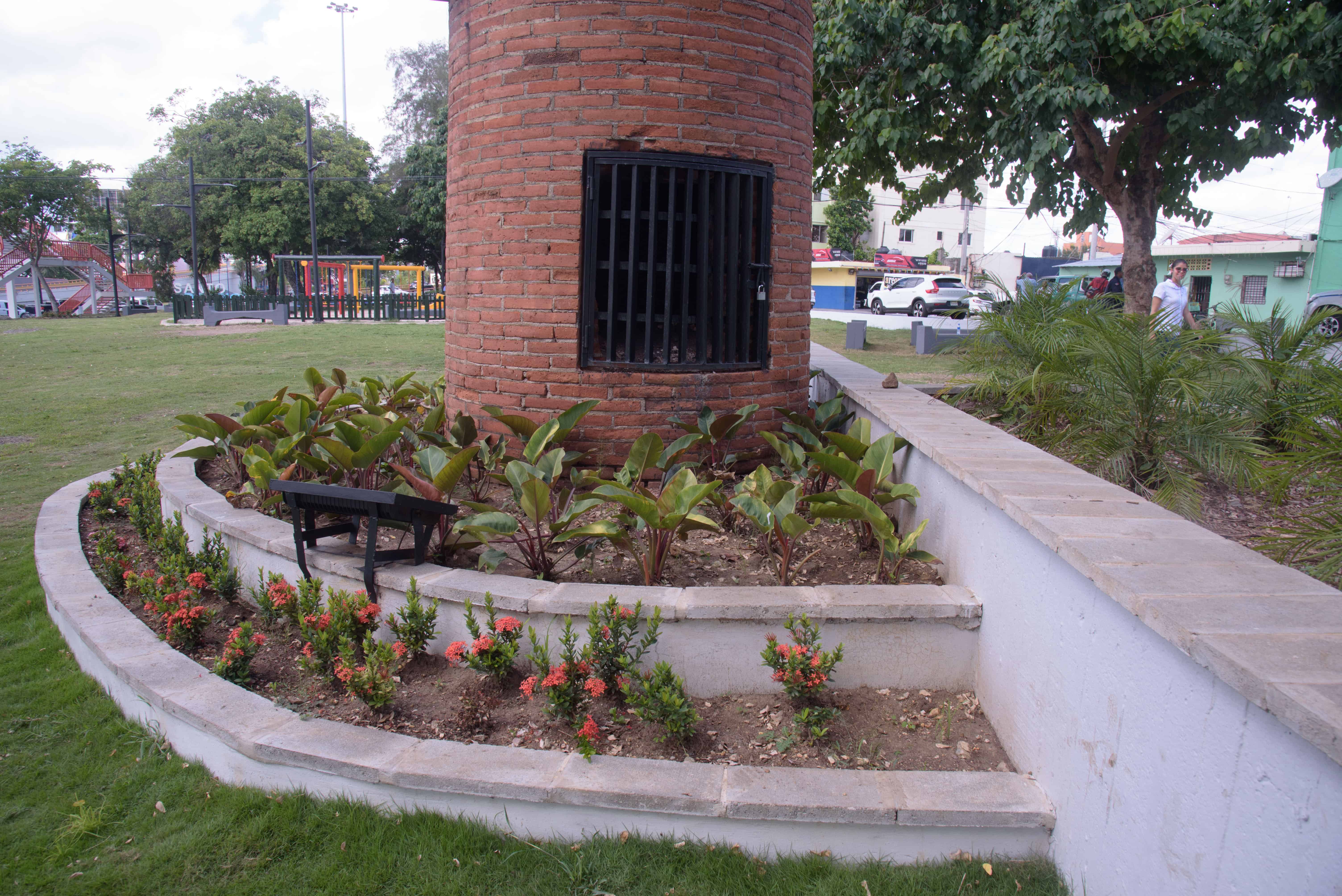 La jardinería es fundamental en la belleza de los espacios recuperados