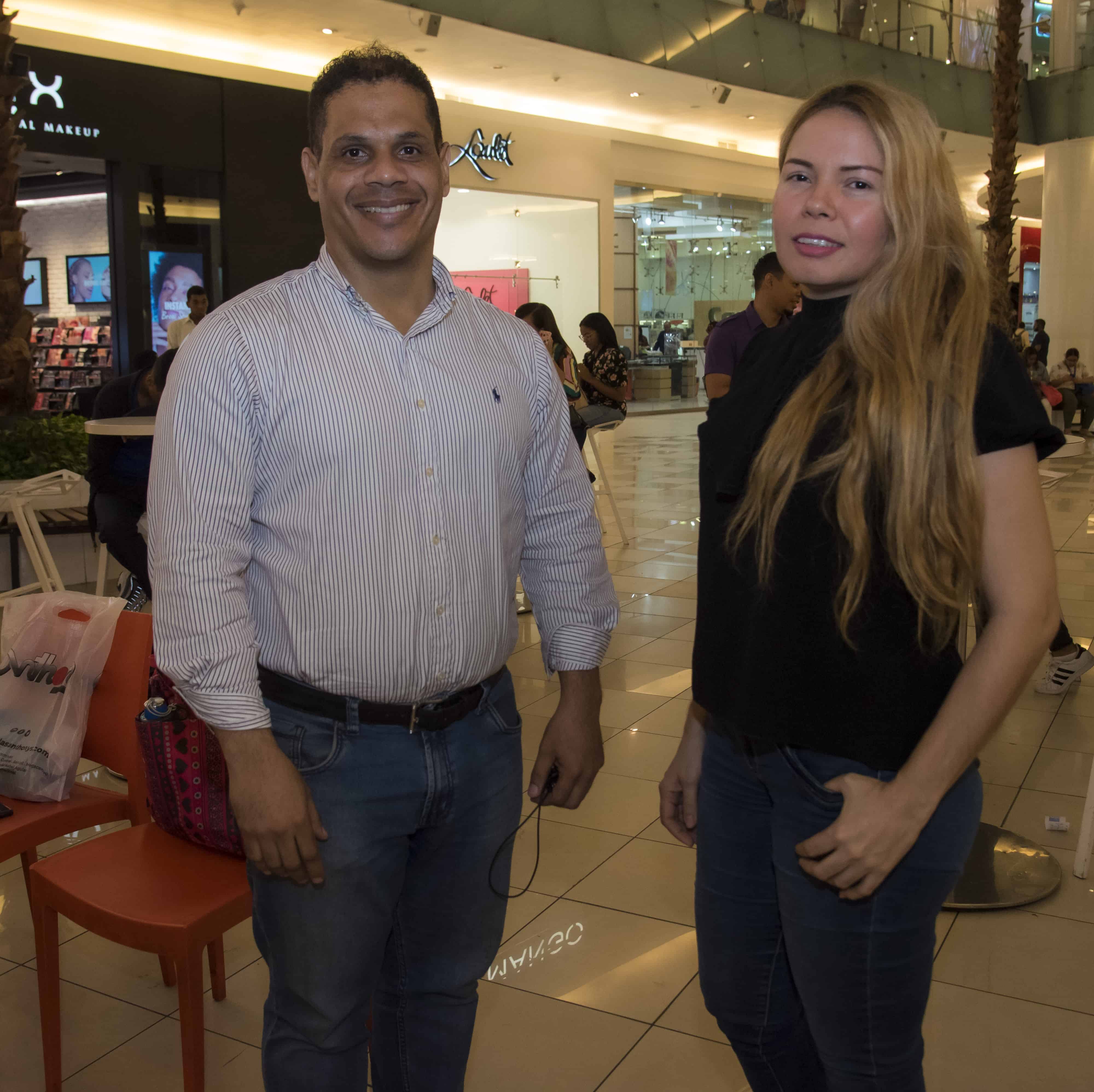 Edwin Ricardo y Dayana Montiel.