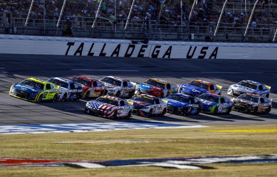 Equipos de NASCAR advierten sobre viabilidad financiera