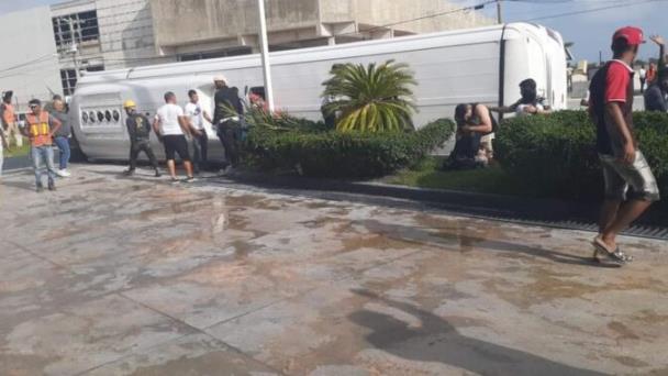 Solicitan un año de prisión preventiva contra conductor de autobús accidentado en Bávaro