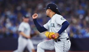 Castillo y Muñoz lucen; Marineros blanquean a Azulejos